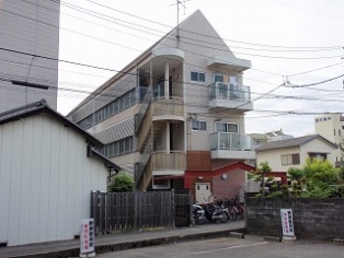 物件F
